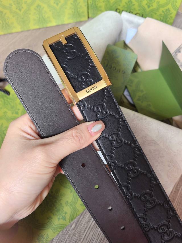 Gucci Gucci Men's Interlocking G Metal Buckle Belt, Crafted From Gucci Signature