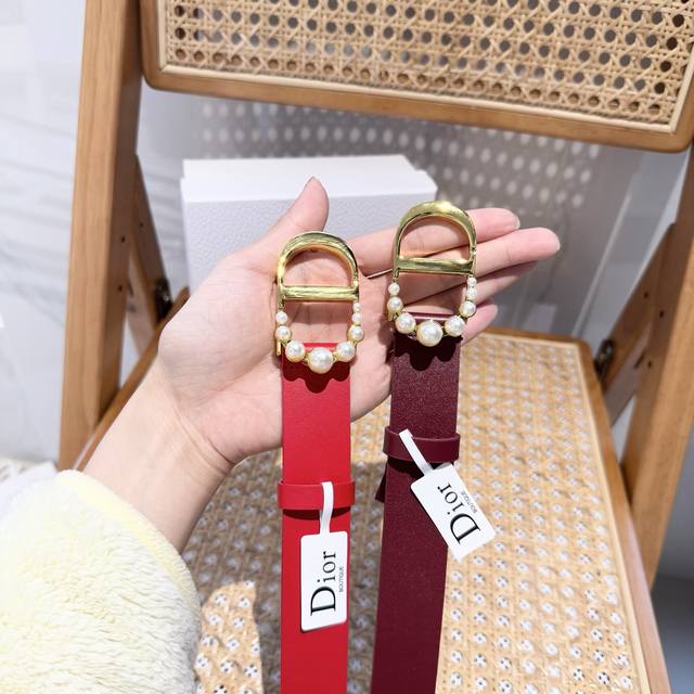 Dior Women's 3.0Cm-Wide Belt Made From Double-Sided Smooth Calf Leather, Featuri