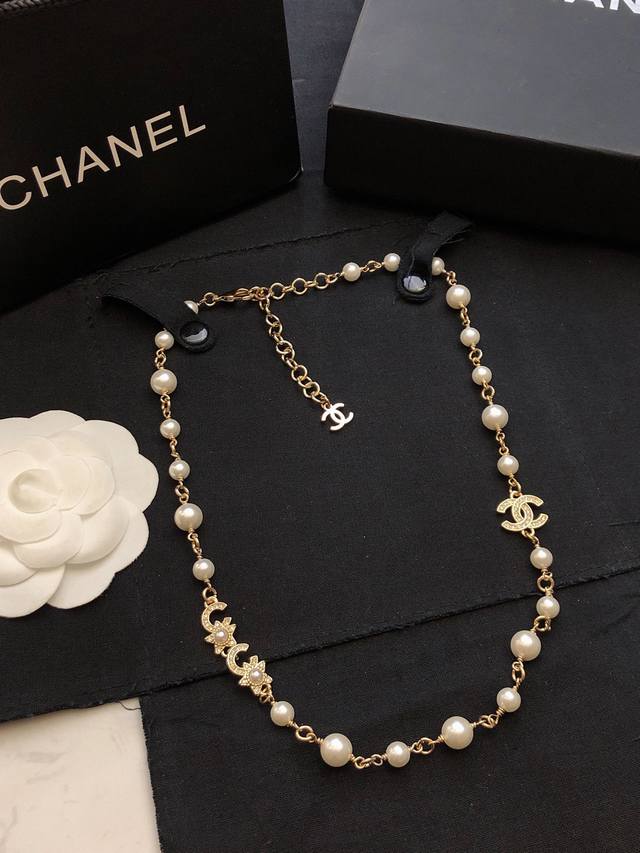 Chanel Chanel Necklace Top-Tier Coco Five-Pointed Star Pearl Necklace Little Cha