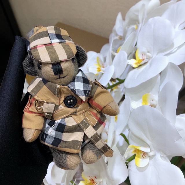 Burberry Factory-Made Small Bear Keychain, Burberry-Style Scarf-Wearing Teddy Be