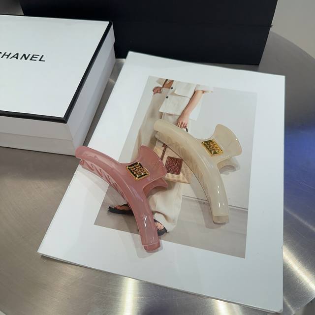 With Packaging Box Miumiu New Candy-Colored Hair Clip, Fashionable And Trendy, S