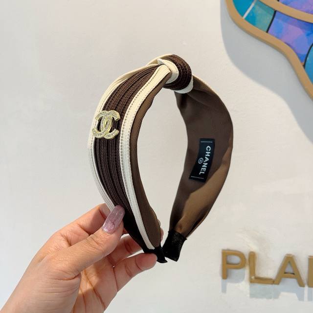 With Packaging Chanel Chanel Latest Small Chanel Autumn And Winter Hairband, Ret