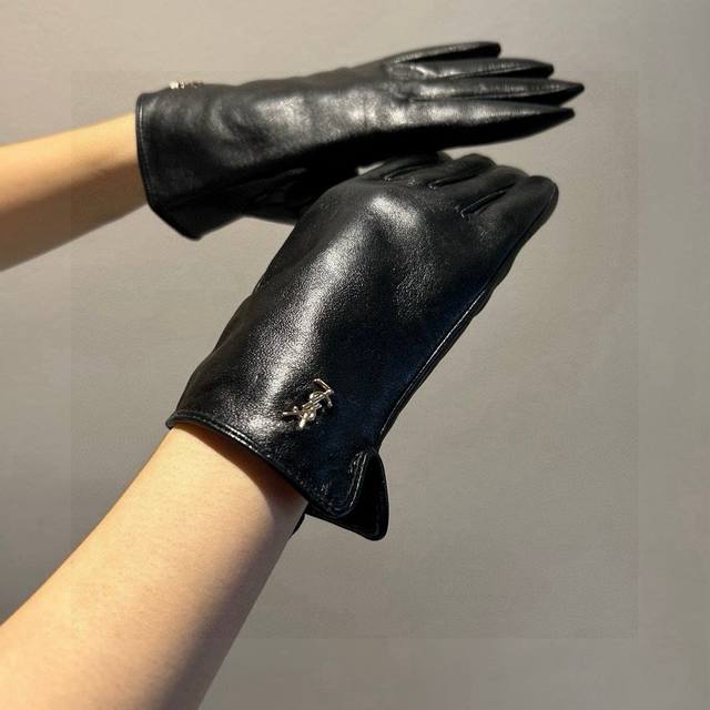 2025 New Exclusive Launch Saint Laurent Yls Touchscreen Women's Gloves - Authent