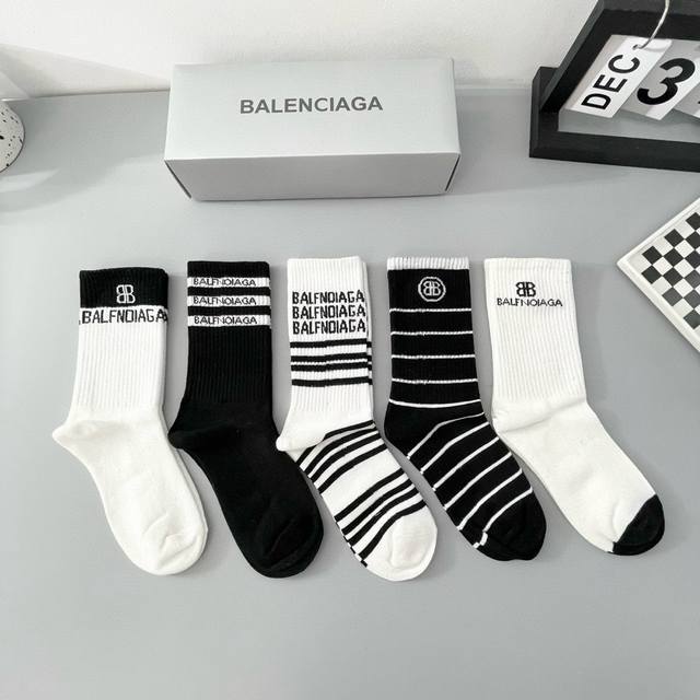 Packaging: One Box Contains Five Pairs. Balenciaga Parisian-Style Socks Are So S