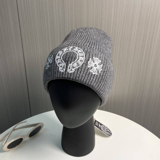 Chrome Hearts Fall/Winter New Cross Knit Hat. One Of The Must-Have Hats For Fall