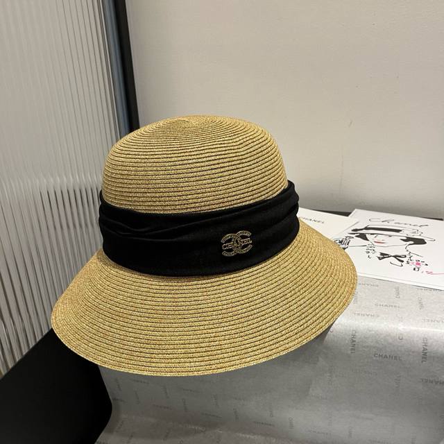 Chanel Straw Hat, Handmade With Fine Straw, Foldable, Head Circumference 57Cm