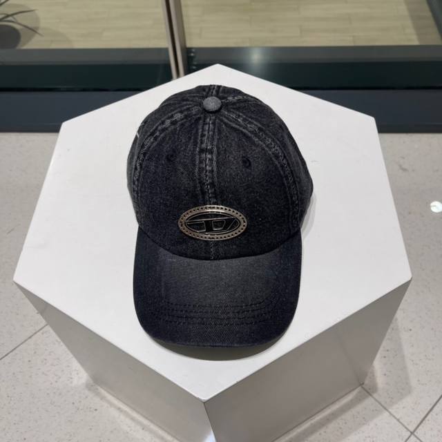 Diesel 2640 Spring/Summer Baseball Cap, A Must-Have For Street Style, High-Quali
