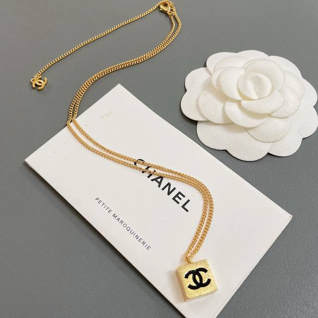 High-Quality, Details As Shown. Square-Shaped Necklace Available In Gold Or Silv