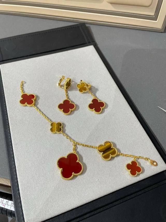 V Gold Material Vca Golden-Colored Irregular Red Agate Tiger's Eye Stone Five-Fl
