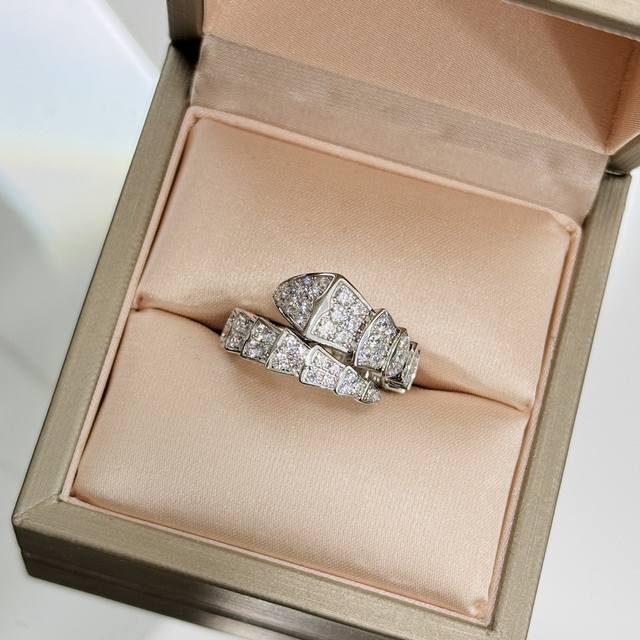 A2811 Pure Silver Upgraded Version Bv House Serpenti Series Snake-Shaped Diamond
