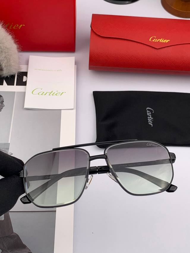 Cartier - Cartier Fashionable And Elegant, Beautiful Handmade High-Quality Unise