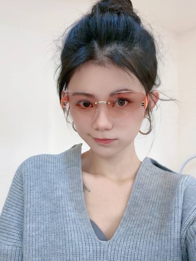 Dior-Dior 2025 Spring New Arrival Trendy Bestseller Fashionable Square Frame Sun