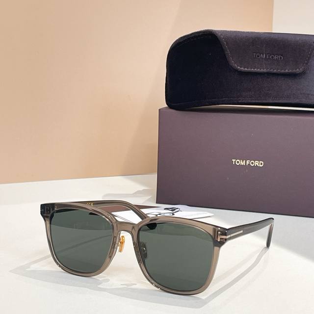 Tom Ford*Model: Tf1130-K Size: 49Mm 22-145 High Version~~