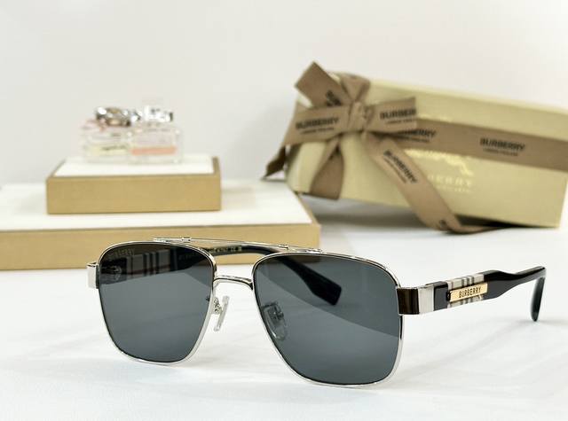 Burberry Mod: Be2394 Size: 54 X 17 145