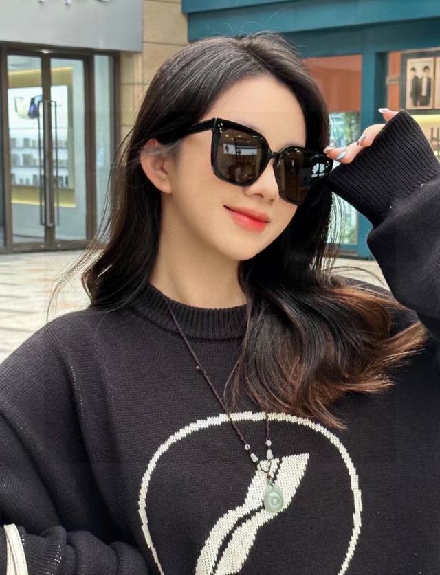 Gucci 2025 Spring New Arrival One-Piece Sunglasses, Oversized Frames For Men And