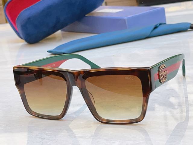 Gucci New Sunglasses, Model: Gg1640, Size: 54Mm 19-143