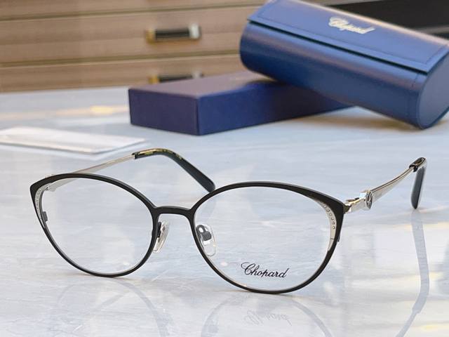 Chopar* Chopar New Sunglasses, Model: Vchf69Z, Size: 55Mm 17-140