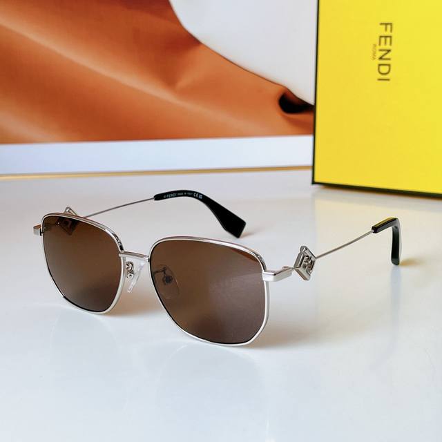 Fend* Model: Fe50111F Size:53Mm 16-145