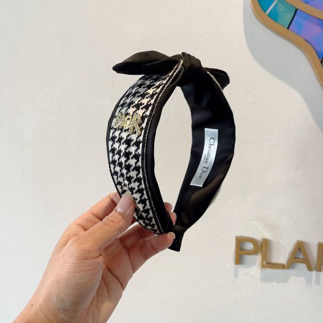 With Packaging Dior Classic New Houndstooth Hairband Headband, Authentic Store-B