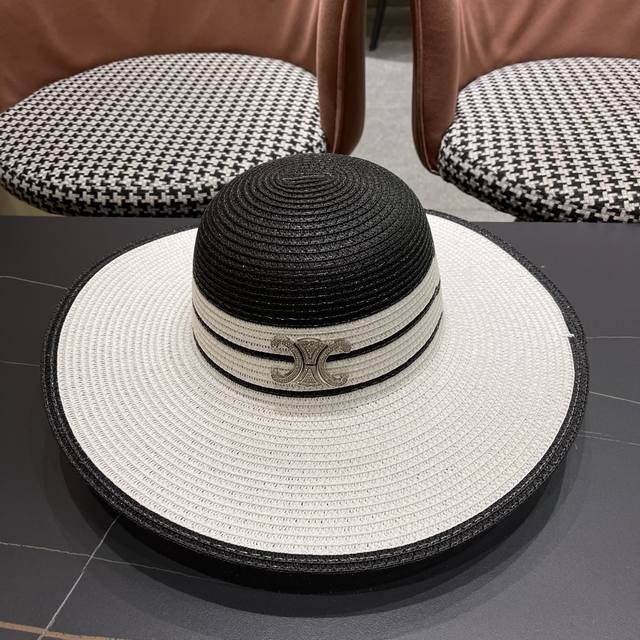 Celine 2025 New Wide-Brimmed Straw Hat, A Must-Have For Going Out, Super Versati