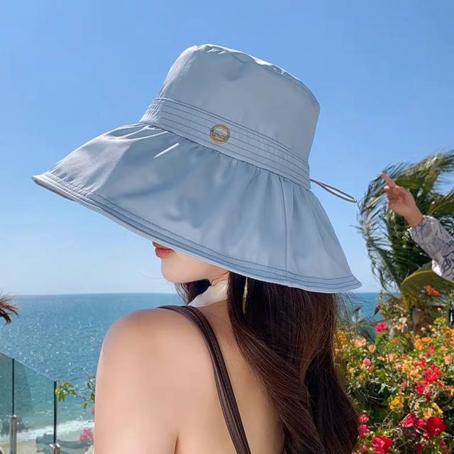 Dior Dior Spring/Summer New Wide-Brimmed Fisherman's Hat, Foldable And Easy To M
