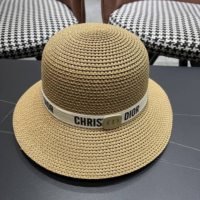 Dior Dior Lace-Up Round-Top Straw Hat With A Stylish Trim, Exuding Genuine Luxur