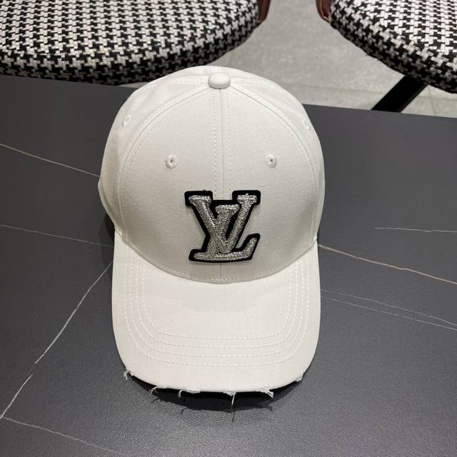 Lv Louis Vuitton Best-Selling Baseball Cap, High-End And Elegant, Unisex!