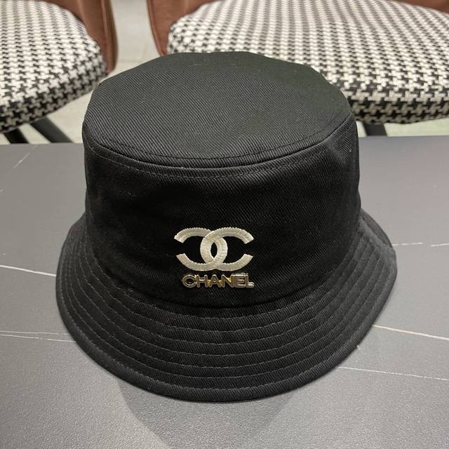 Chanel Chanel 2025 Early Spring New Arrival Original Fisherman's Hat, Exquisite