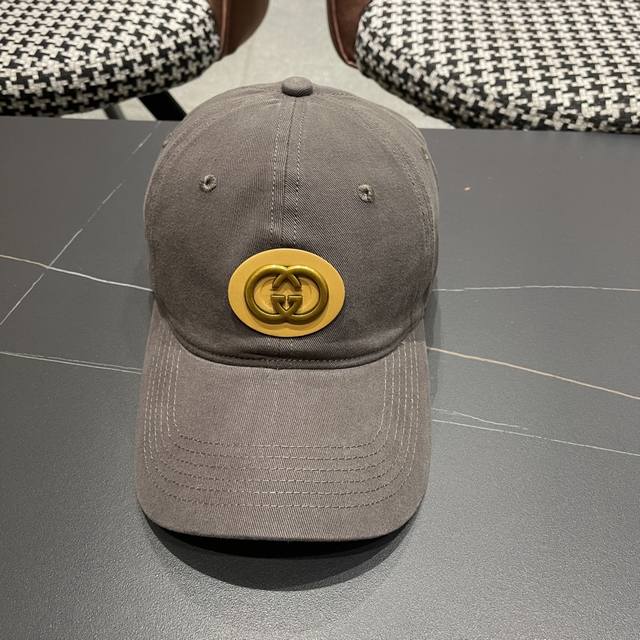 Gucci 2025 Spring New Arrival Minimalist High-End Baseball Cap