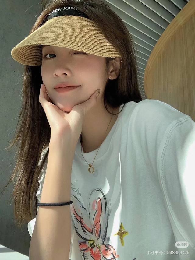 Helen Kaminski Trendy Brand Raffia Sun Hat