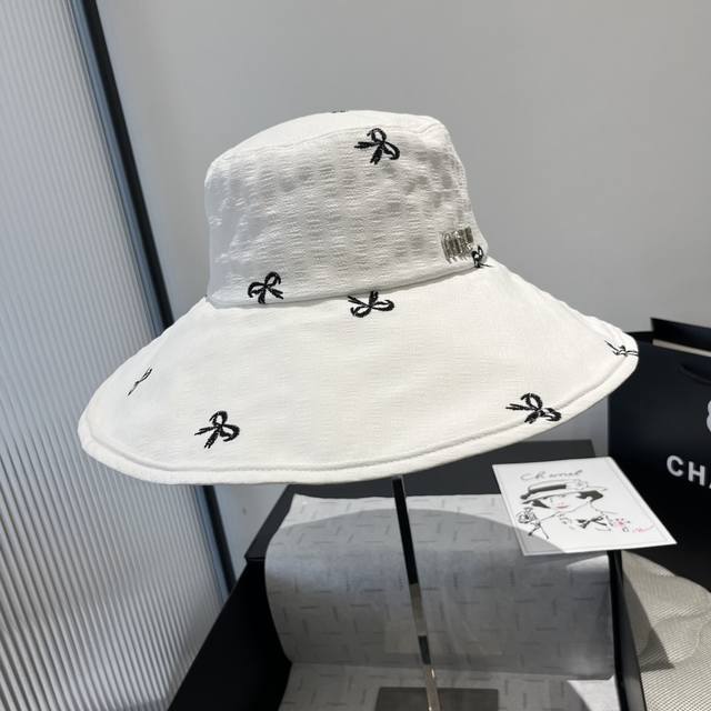 Miu Miu New Fisherman's Hat, Sun Protection Hat, Head Circumference 57Cm