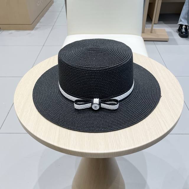 Chanel Elegant Lady-Style Small Hat, Flat-Top Straw Hat, Head Circumference 57Cm