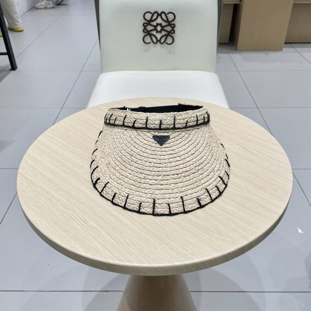 Prada Raffia Straw Hat Super Flattering For The Face, Elegant And Fashionable Ex