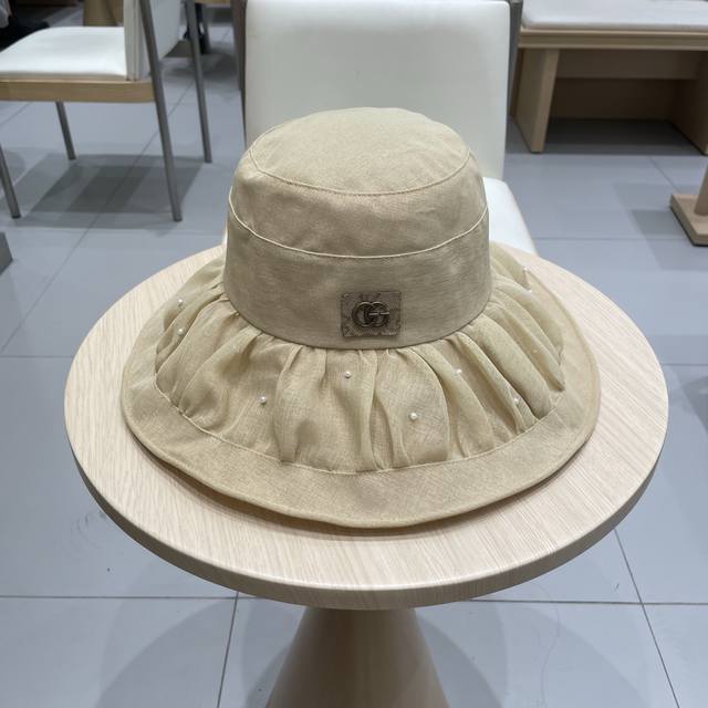 Gucci Gucci Women's 2025 Spring/Summer New Arrival Casual Pearl-Trimmed Foldable