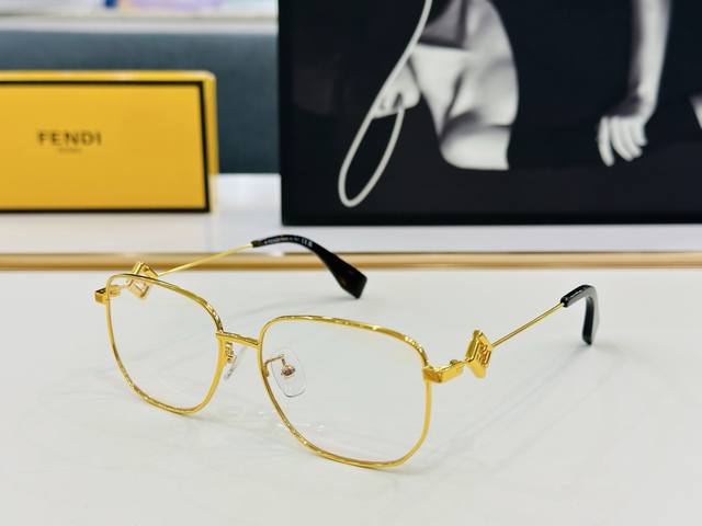 Official Model Fend* Fen Family Original Single Fashionable Sunglasses Fe50111 S