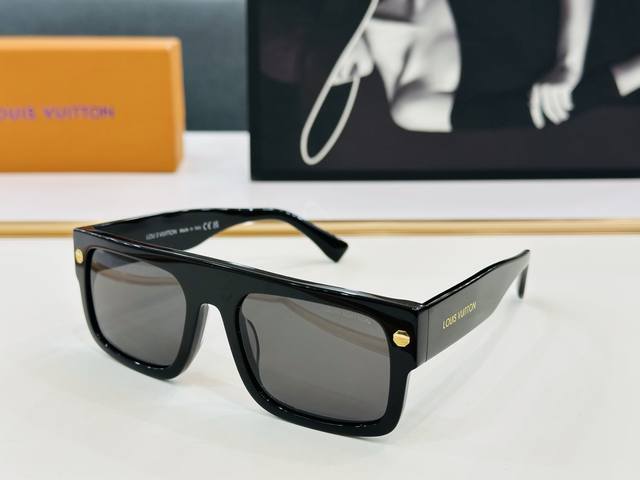 Louis* Z1952 Size: 54Mm 20-145 Vibrant, Showcasing Unique Personality And Elegan