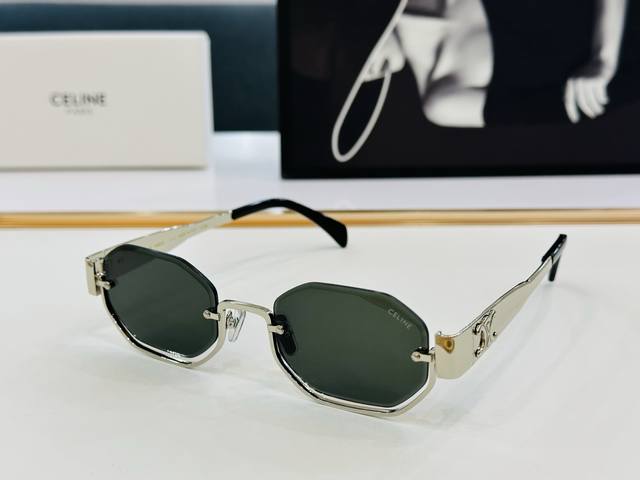 Celine Cl42118 Size: 52 Ports 23-145 A Best-Selling Style With A European And Am