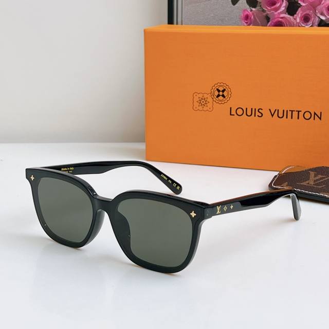 Original High-Quality Louis Vuitto* Mod: Z2136 Z2151 Z2152 Z2153 Z2154 Size: 63X