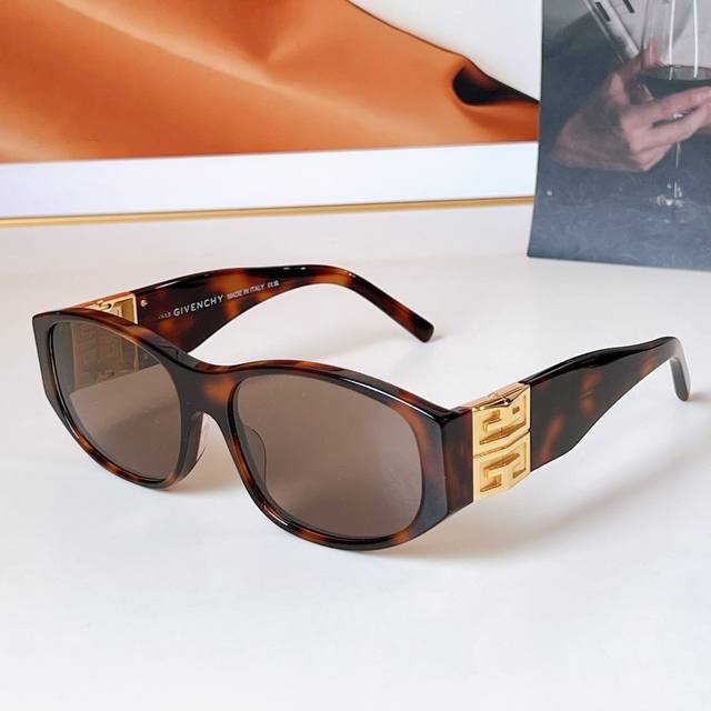 Givench* Model: Gv40054 Size: 58-16-125