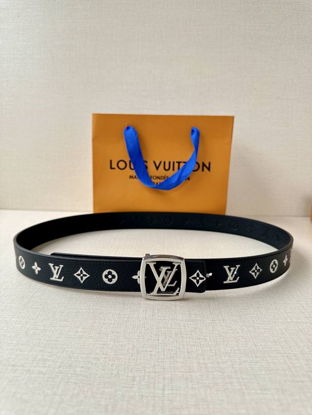 Special 3.0-Inch Width: The Lv Double-Sided Alligator Leather Belt Reinterprets