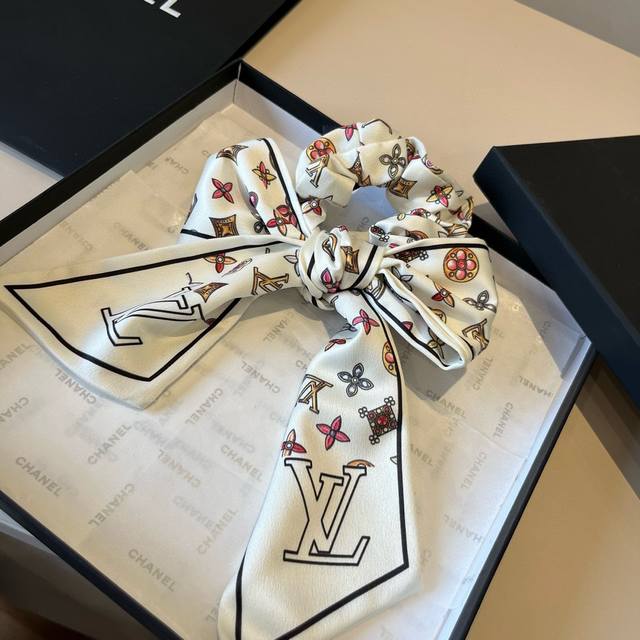 Louis Vuitton Bow Hairband