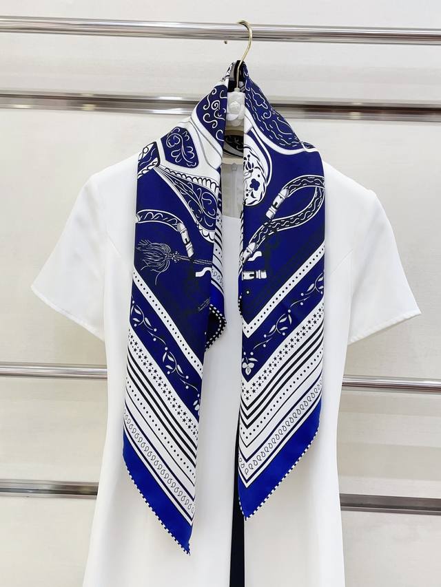 18 Mumi Double-Sided Same Color H**S Silk New Design Everyone Who Bought It Says