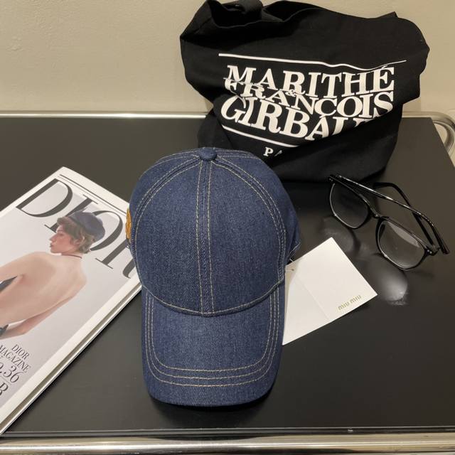 Miu~New Embroidered Baseball Cap 3D Embroidered Logo With Curved Design. This Ef