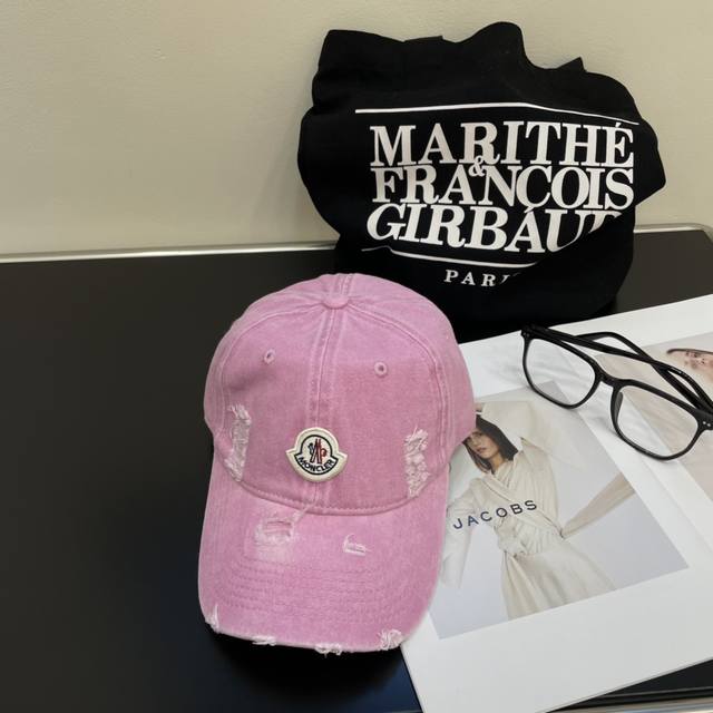 Spring/Summer New Arrival Moncler Baseball Cap, Youthful And Fashionable Color S