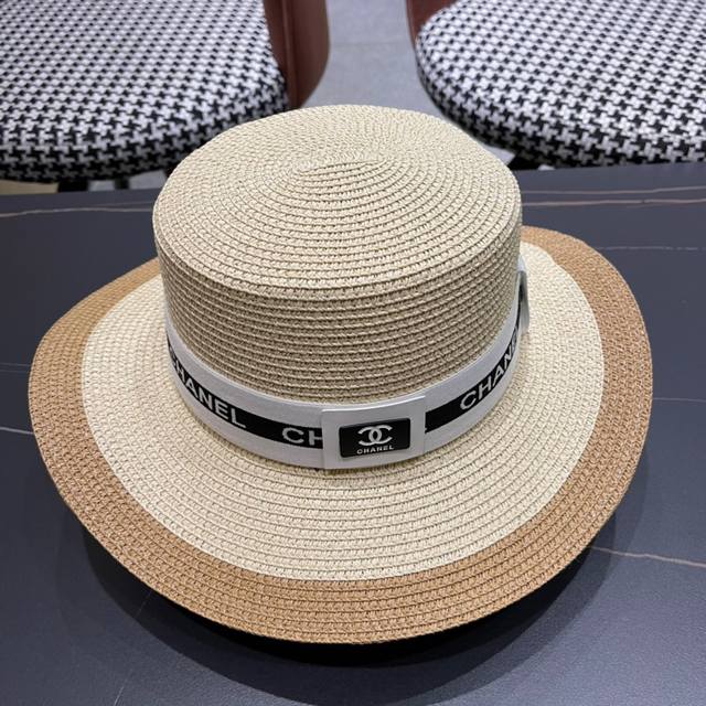 Chanel New Arrival Mini Chanel-Style Vacation Straw Hat, High-End Brand Aestheti