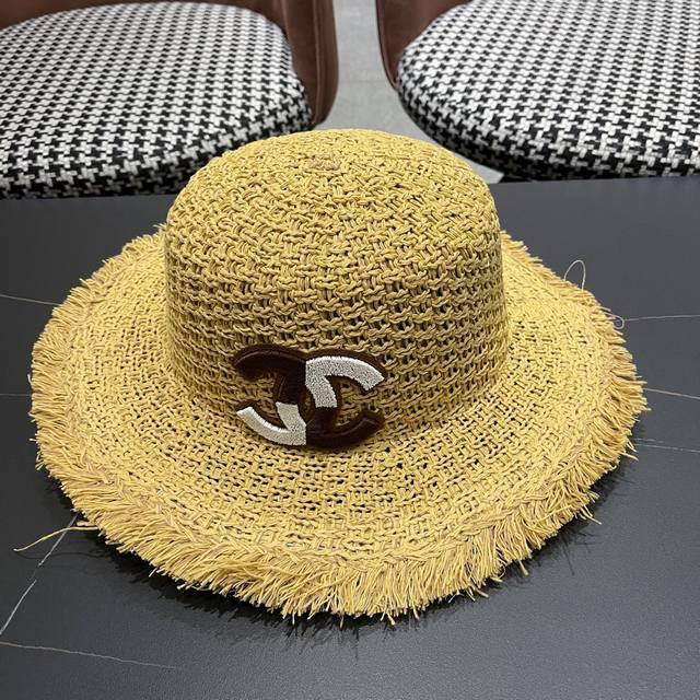 Chanel 2025 New Flat-Top Straw Hat For Women, Summer 2025 New Beach Vacation Sun