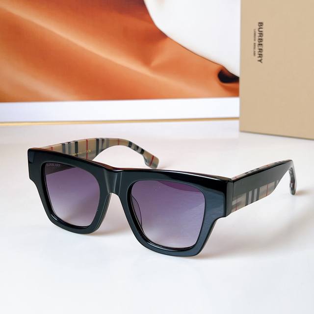 Burberry* Model: Be4360 Size: 51 145-145
