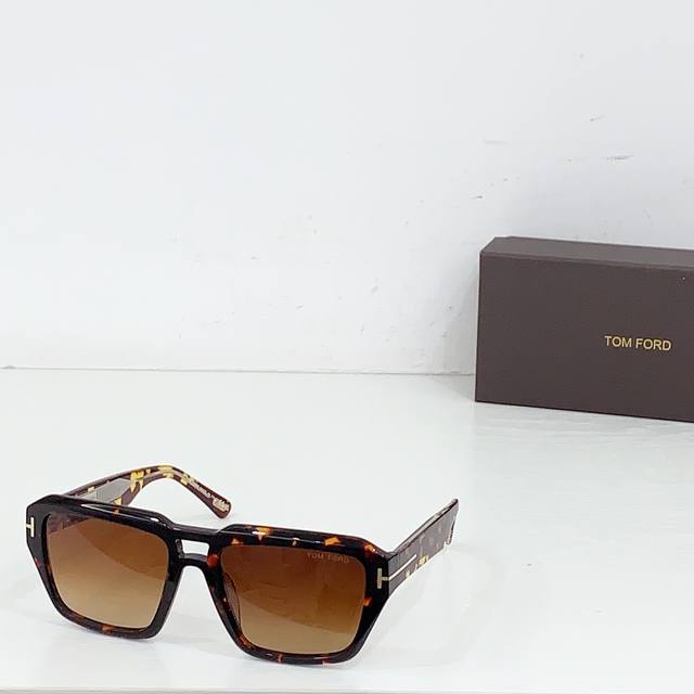 Tomfor* Model: Ft1202 Size: 54Mm 19 145