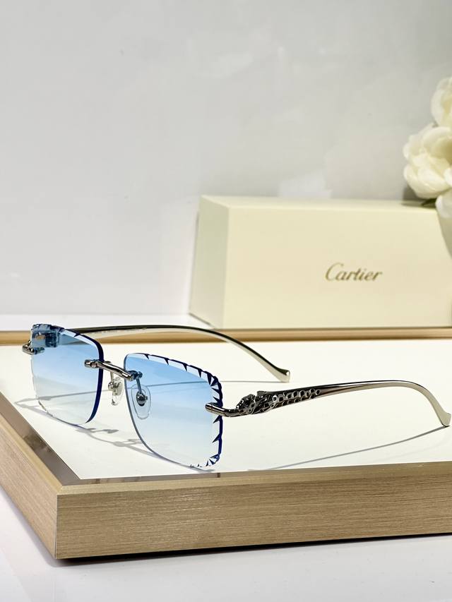 Cartier Mod: Ct9527O Size: 56-17 130