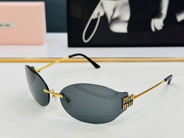 Miu Family Smu68W Size: 61Mm X 16-130Mm Women's Sunglasses, Lace Design, High-En